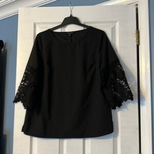 BANANA Republic womens top; size large
